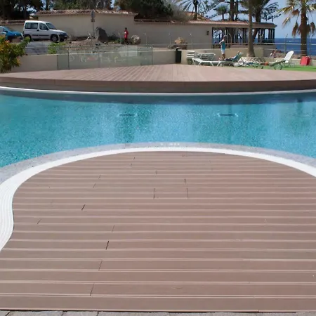 New Refurbished Seafront Los Cristianos Disabled Friendly Apt